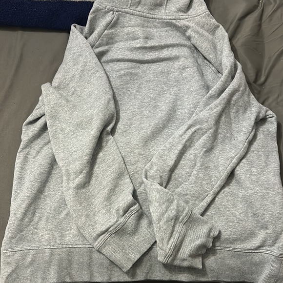 Under Armour hoodie - Picture 3 of 3